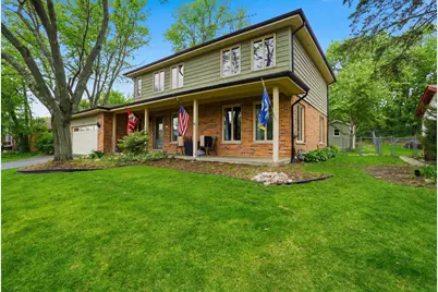 476 Gerry Street, Woodstock, IL 60098 - Photo 2