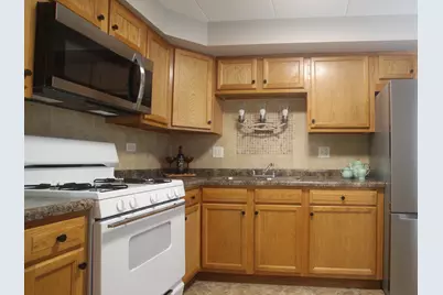 10931 S Lloyd Drive #1C, Worth, IL 60482 - Photo 4