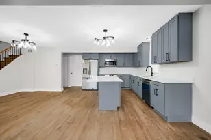 1950 Monroe Ave, Glenview, IL 60025 - Photo 6