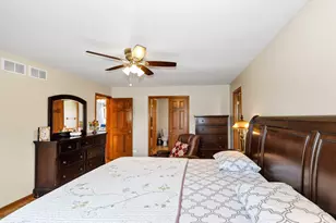 3916 Nighthawk Ct, Naperville, IL 60540 - Photo 24