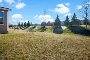 3635 Ambrosia Dr, Naperville, IL 60564 - Photo 54