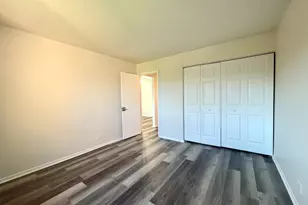 7715 Woodward Ave, Woodridge, IL 60517 - Photo 10