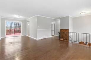 15217 Waterman Dr, South Holland, IL 60473 - Photo 4