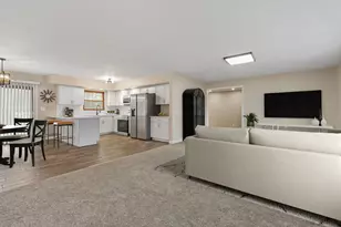 300 Highland Ave, Erie, IL 61250 - Photo 2