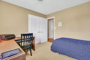 3405 Lakeshore Dr, Champaign, IL 61822 - Photo 32