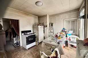 1016 S Main St, Belvidere, IL 61008 - Photo 4