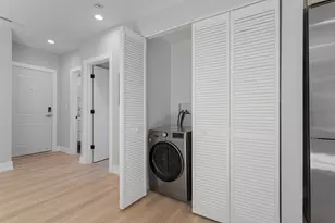 1552 5 W Juneway Terrace, Chicago, IL 60626 - Photo 8