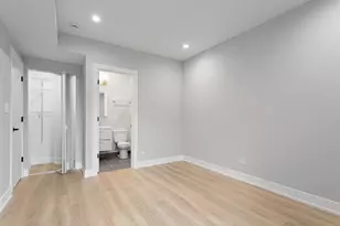 1558 W Juneway Terrace, Chicago, IL 60626 - Photo 8