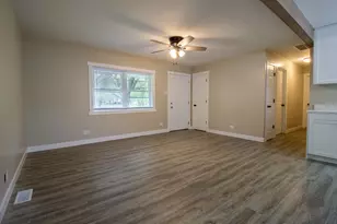 2825 224th Pl, Sauk Village, IL 60411 - Photo 8