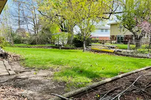 256 W Kathleen Dr, Des Plaines, IL 60016 - Photo 22