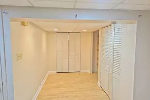 2041 E Gaisor Dr, Crete, IL 60417 - Photo 14