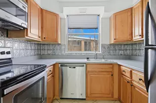 415 Wesley Ave, Oak Park, IL 60302 - Photo 14