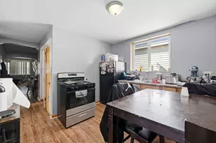 3135 N Kilbourn Ave, Chicago, IL 60641 - Photo 18