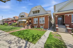 3135 N Kilbourn Ave, Chicago, IL 60641 - Photo 2