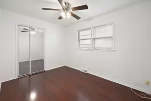 7615 W Addison St, Chicago, IL 60634 - Photo 16