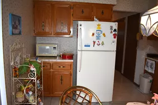 16619 Tudor Ln, Tinley Park, IL 60477 - Photo 8