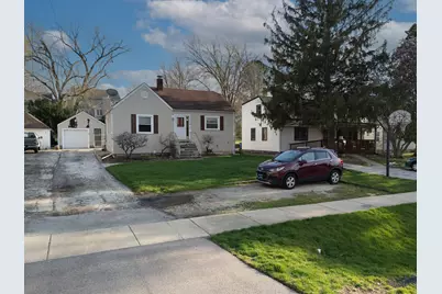 1953 Wisconsin Avenue, Downers Grove, IL 60515 - Photo 2