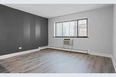 6758 N Sheridan Avenue #333, Chicago, IL 60626 - Photo 2