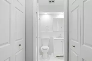 6758 N Sheridan Ave, Chicago, IL 60626 - Photo 6