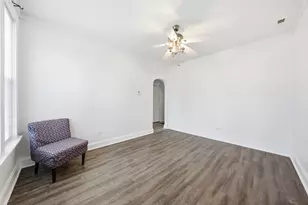 11412 S St Lawrence Ave, Chicago, IL 60628 - Photo 12