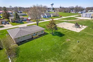 356 E Ann St, Somonauk, IL 60552 - Photo 22