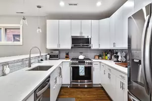 675 N Peoria St, Chicago, IL 60642 - Photo 12