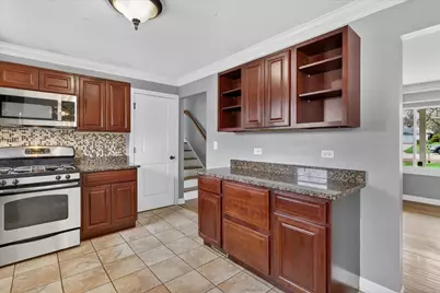 5635 Alabama Avenue, Clarendon Hills, IL 60514 - Photo 8