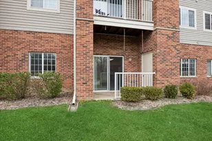 801 N McLean Blvd, Elgin, IL 60123 - Photo 20