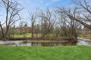 801 N McLean Blvd, Elgin, IL 60123 - Photo 22