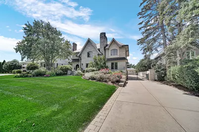 932 S Grant Street, Hinsdale, IL 60521 - Photo 2