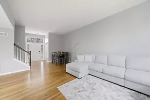 2211 Carpenter Ave, Plainfield, IL 60586 - Photo 2