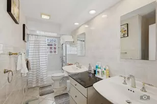 9437 Lockwood Ave, Skokie, IL 60077 - Photo 18