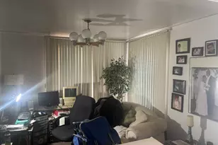 9738 S Greenwood Ave, Chicago, IL 60628 - Photo 4