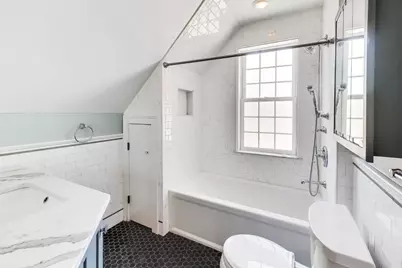 5601 Carol Avenue, Morton Grove, IL 60053 - Photo 28