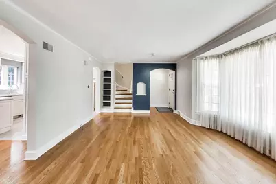 5601 Carol Avenue, Morton Grove, IL 60053 - Photo 4