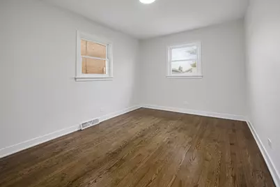 7727 New England Avenue, Burbank, IL 60459 - Photo 12