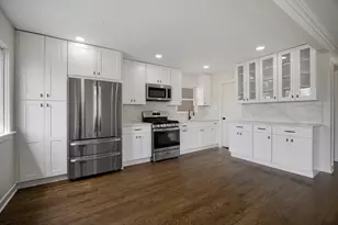 7727 New England Ave, Burbank, IL 60459 - Photo 4