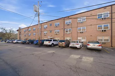 5211 N Potawatomie Avenue #206, Chicago, IL 60656 - Photo 18