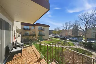 5211 N Potawatomie Ave, Chicago, IL 60656 - Photo 16