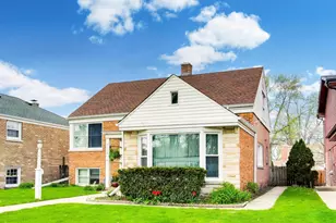 5136 W Lee St, Skokie, IL 60077 - Photo 2