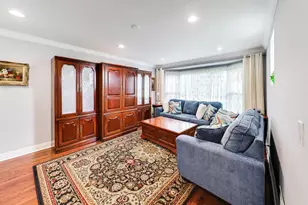 5136 W Lee St, Skokie, IL 60077 - Photo 6