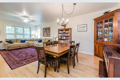 220 W Scott Street #A, Chicago, IL 60610 - Photo 8