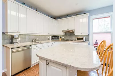 220 W Scott Street #A, Chicago, IL 60610 - Photo 6