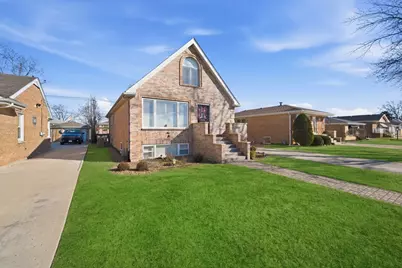 8215 Austin Avenue, Burbank, IL 60459 - Photo 1