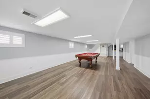 8215 Austin Ave, Burbank, IL 60459 - Photo 36