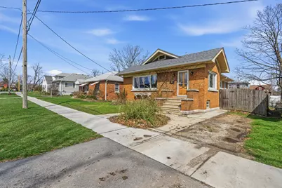 618 E 12th Street, Lockport, IL 60441 - Photo 2