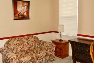 979 Crestview Ln, Pingree Grove, IL 60140 - Photo 16