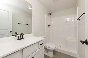 5012 Castlebar Dr, Bloomington, IL 61705 - Photo 32