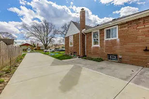 2648 123rd St, Blue Island, IL 60406 - Photo 4