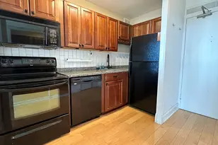 3600 N Lake Shore Dr, Chicago, IL 60613 - Photo 4